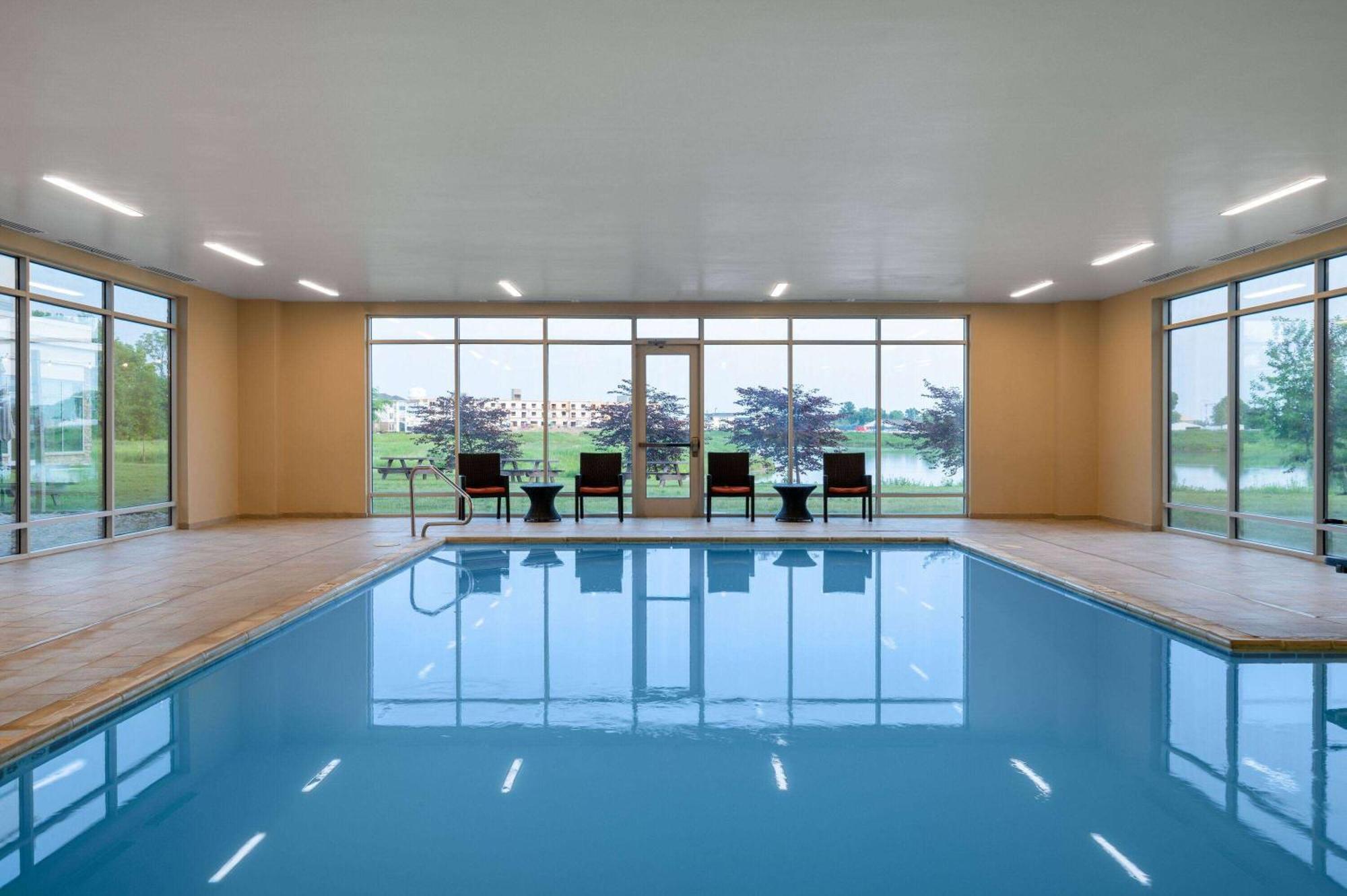 Wyndham Westfield Hotel Eksteriør billede